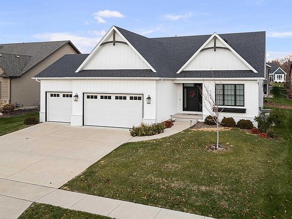 2nd image of 5188 S Richmond Cir