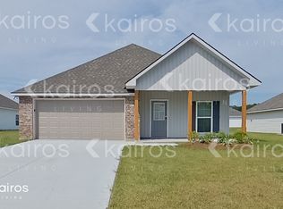 13796 Pinyon Dr, Denham Springs, LA 70726