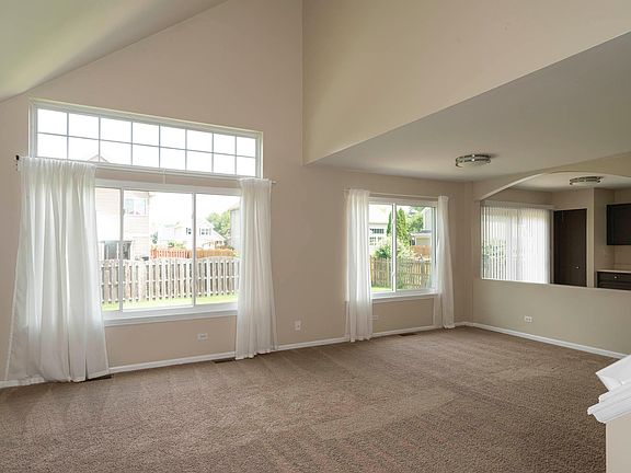 2nd image of 4520 Rolling Hills Dr