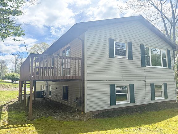 3rd image of 131 Matura Rd