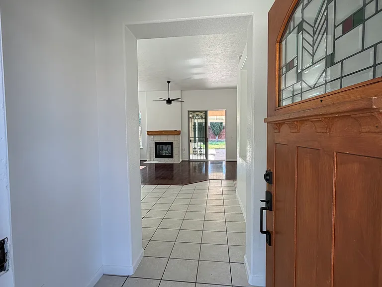 2273 E Evening Glow Ave — Photo 7
