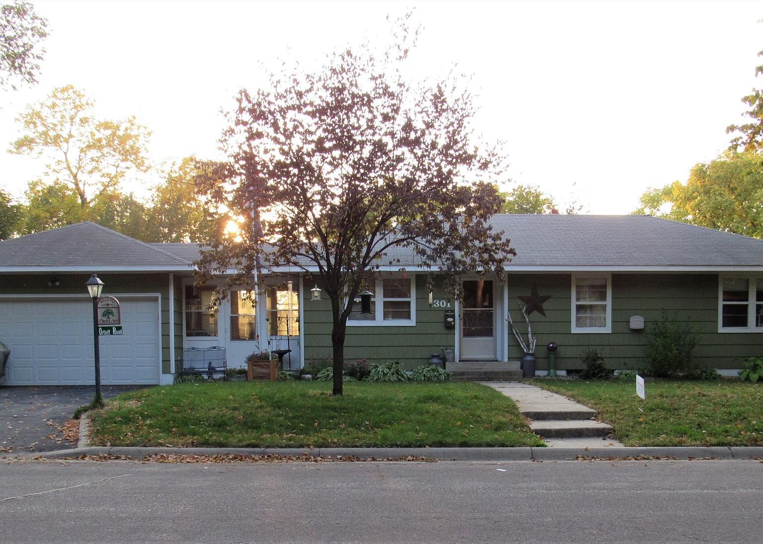 1301 Ridgeview Dr, Montevideo, MN 56265 Zillow