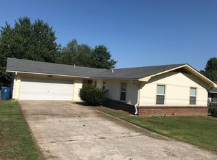 3502 Connecticut Ave, Joplin, MO 64804