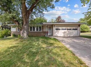 1018 16th Ave, Coralville, IA 52241