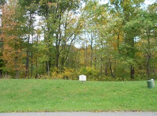 8320 Poplar Springs Ln, Roanoke, VA 24018