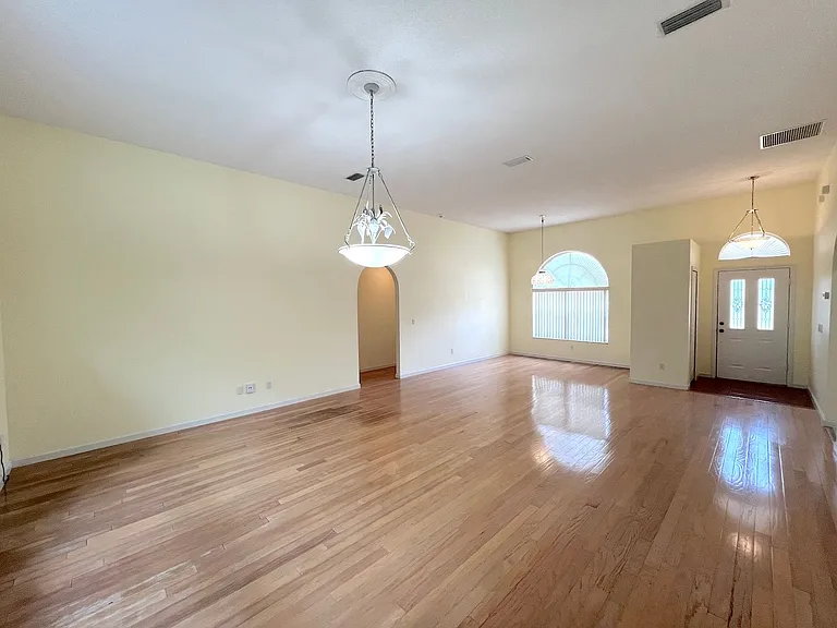 87 Rose Dr — Photo 18