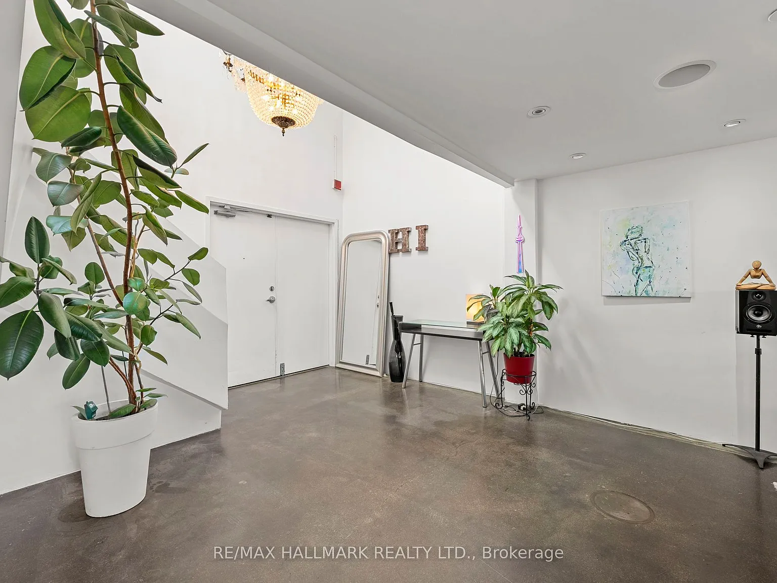 2 bed, $6,200 — Photo 4