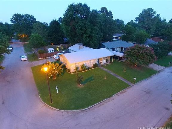 3rd image of 3205 S 214 East Ave