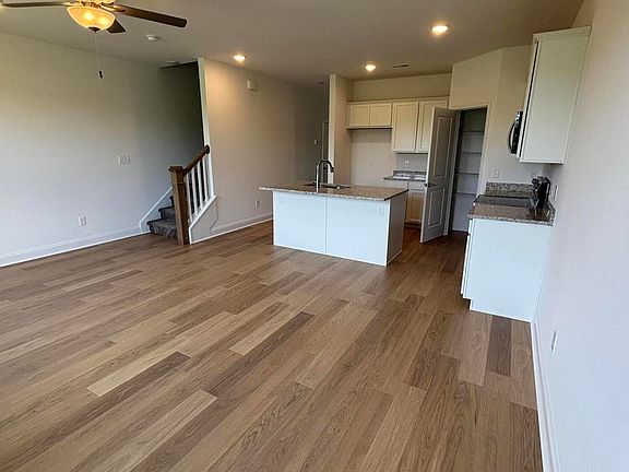 5th image of 1462 Mountain Quail Cir