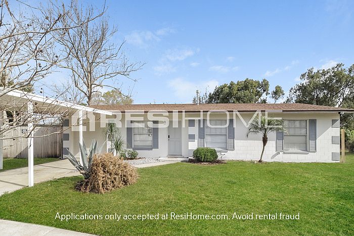 1st image of 1215 Edward Ct