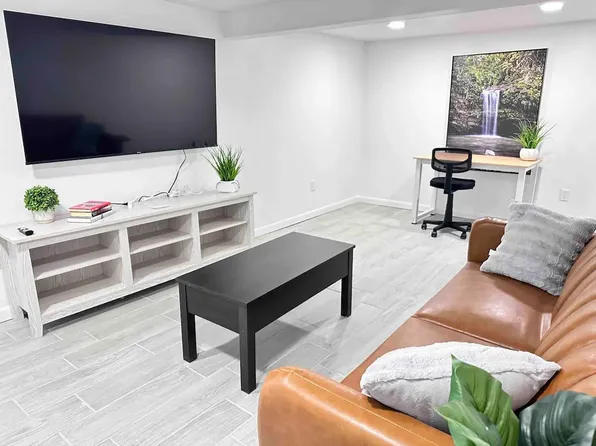 (undisclosed Address), El Paso, TX 79930