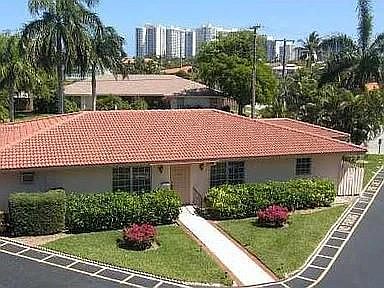 2nd image of 501 Blue Heron Dr APT 114-A