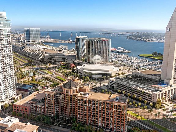 4th image of 500 W Harbor Dr Unit 140