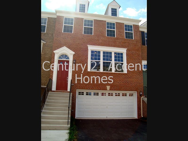 1st image of 6191 Royal Crest Ln