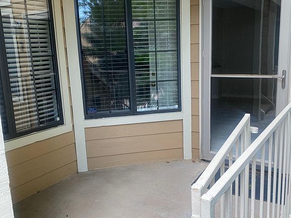 2nd level front entry balcony ready for your lounge chairs and plants