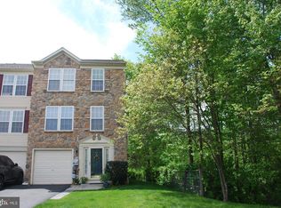 721 Waterway Ct, Quakertown, PA 18951