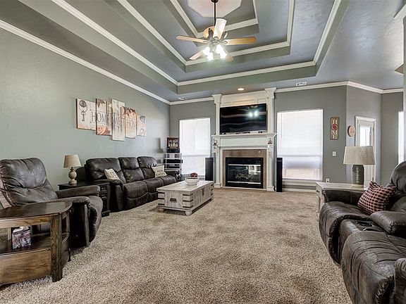 5th image of 257 SW 137th Ter