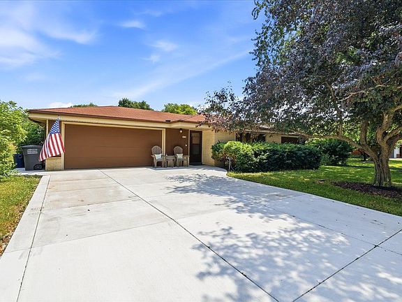 2nd image of 4938 S 69th STREET