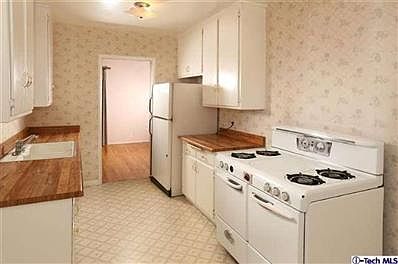 5th image of 2750 Orange Ave