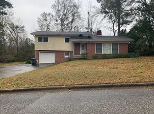 108 Woodland Dr, Enterprise, AL 36330