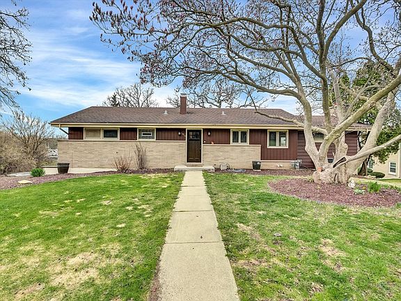3rd image of 5416 Riverview Dr