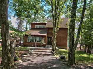 2151 Lakeview Dr W, Lake Ariel, PA 18436