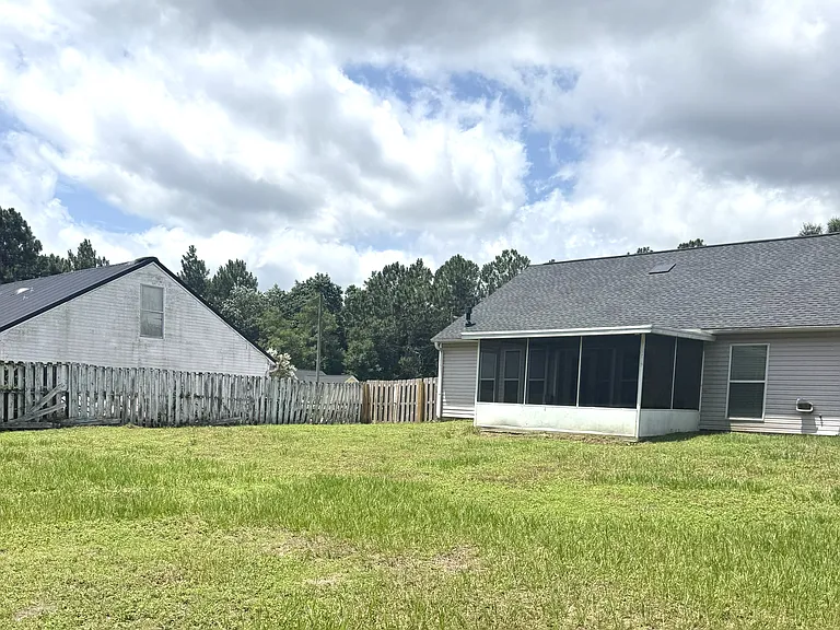 Summer Creek Cv — Photo 27