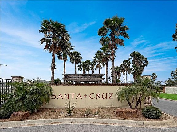 2nd image of 3905 Santa Cruz St