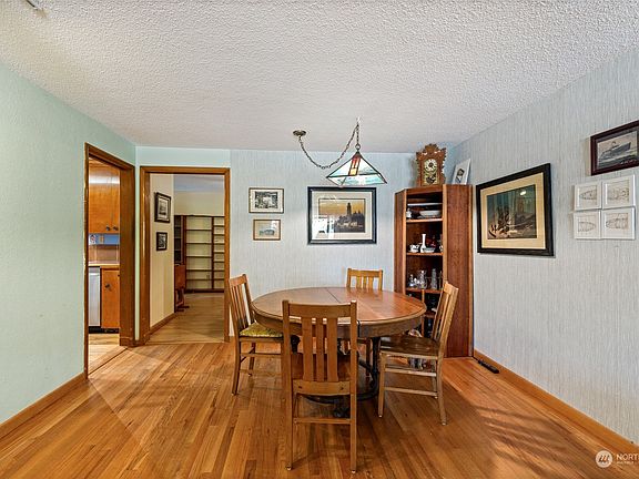 5th image of 1012 N Villard Street
