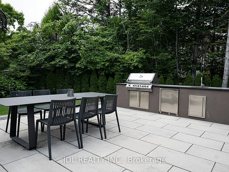 19 Fifeshire Rd — Photo 34