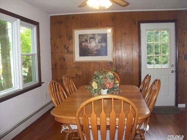 1st image of 22 Wildwood Ln