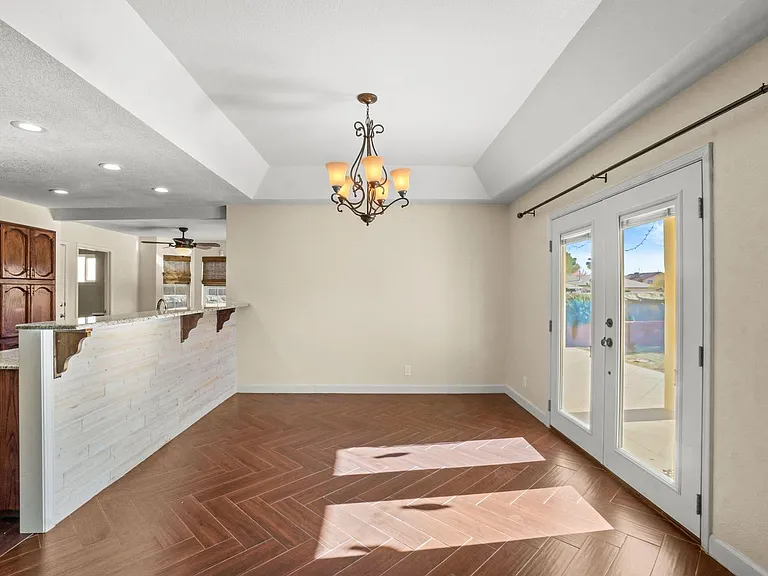 4332 Loma De Brisas Dr — Photo 21