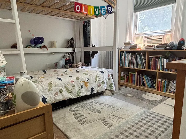 136A Sherman Ave #1 — Photo 6