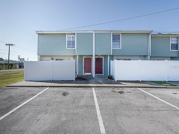 2nd image of 11830 N Armenia Ave