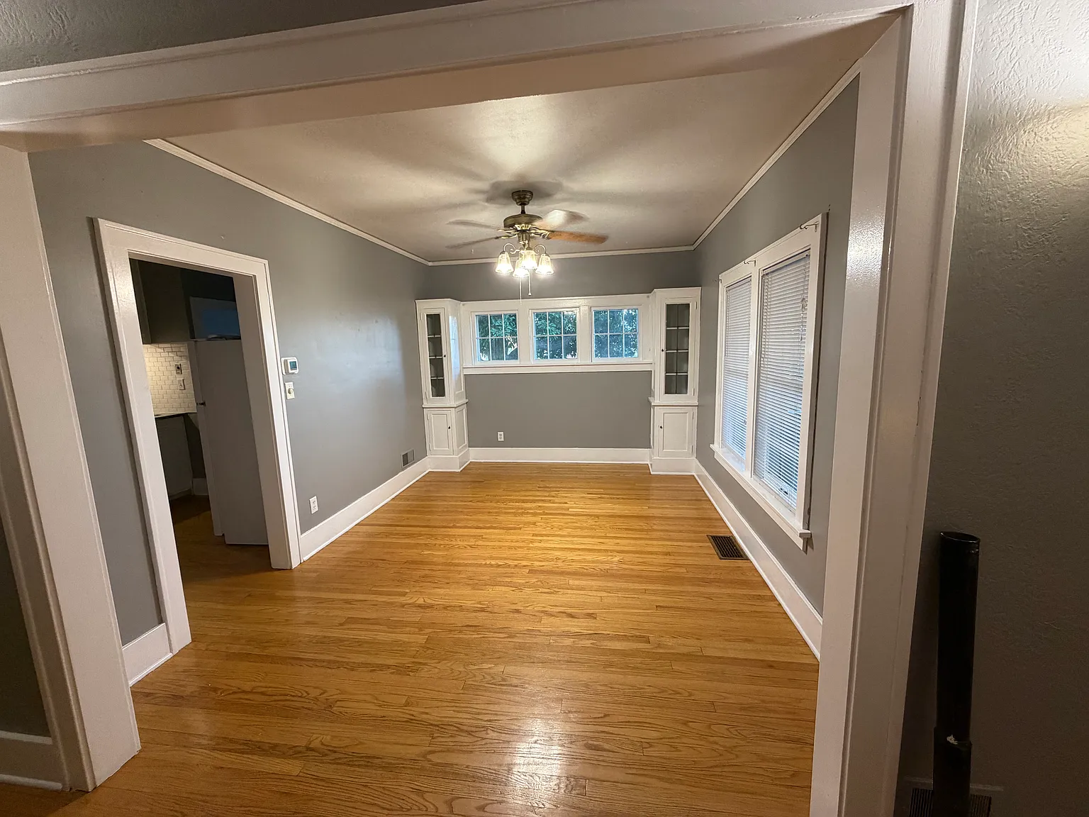 2 bed, 1200 sqft, $1,800 — Photo 3