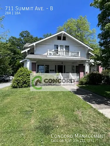 711 Summit Ave #B Photo 1