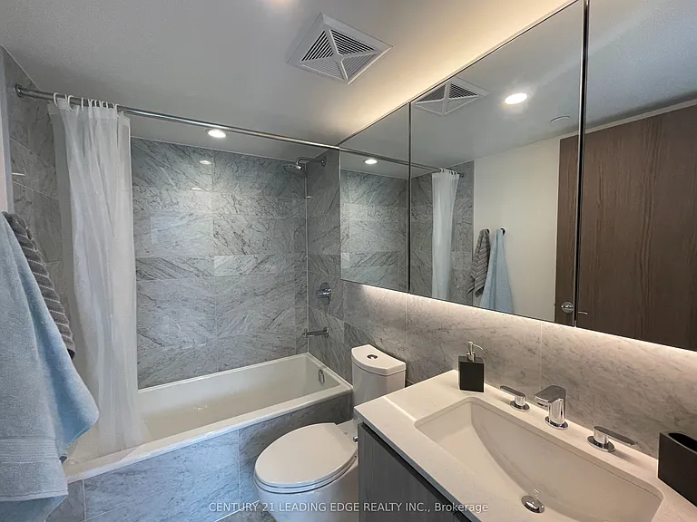 17 Bathurst St #1502 — Photo 19