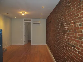 Rented by The Hamilton Group