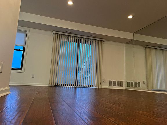 2nd image of 30515 W Fourteen Mile Rd APT 34