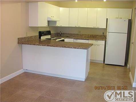 2nd image of 4988 Sable Pine Cir APT B1