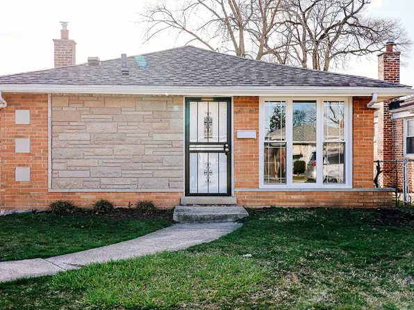 (undisclosed Address), Chicago, IL 60620