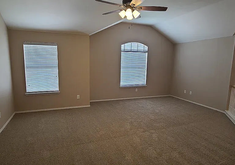 625 Manchester Dr — Photo 18