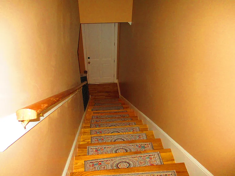 56 W Calhoun Ave — Photo 16