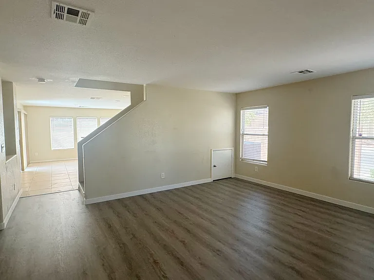 8305 Golden Amber St — Photo 25
