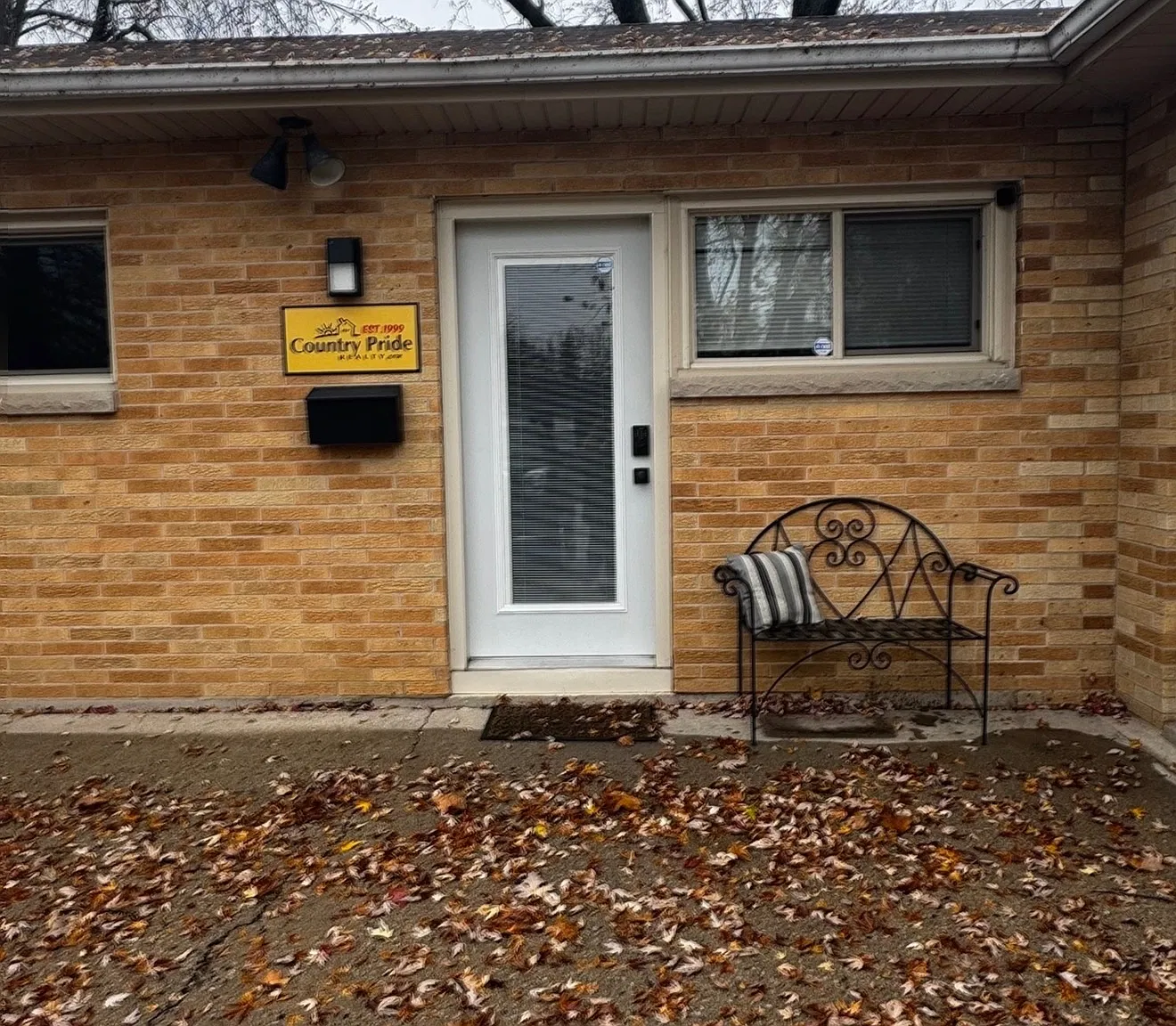 1 bed, 500 sqft, $900 — Photo 1