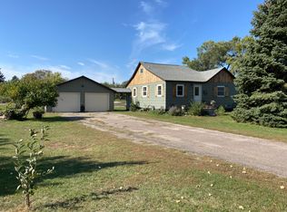 507 Carr St, Colome, SD 57528
