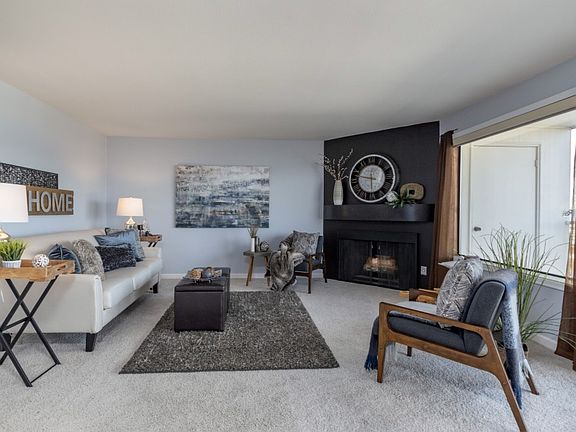 4th image of 22315 6th Ave S Unit A207