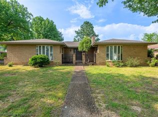 8001 Adam Dr, Fort Smith, AR 72903