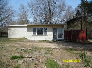 310 Harmony Ln, Plainwell, MI 49080