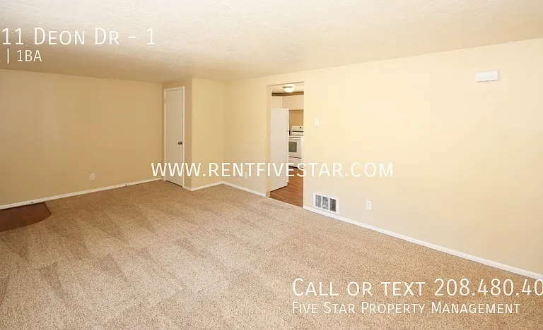 1011 Deon Dr #1 — Photo 3